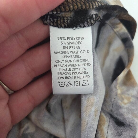 Susan Graver Womens Printed Liquid Knit Button Front Tunic Top Size 3X Stretchy - Picture 5 of 8